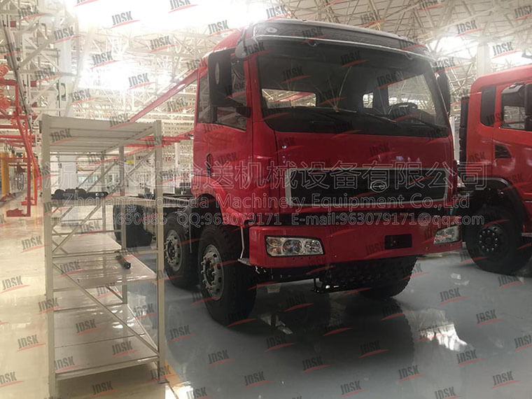 垃圾車生產(chǎn)線